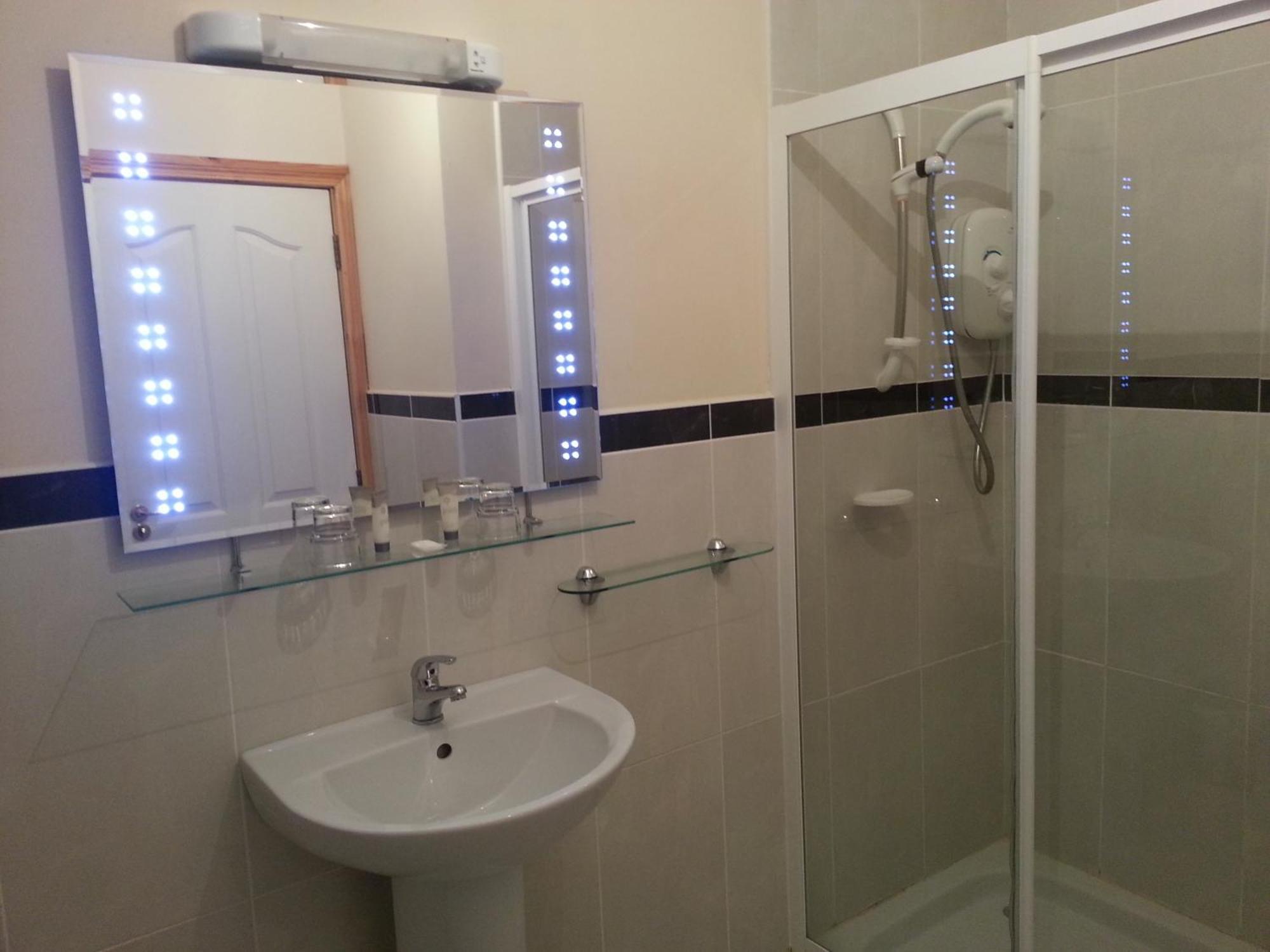 Glenmore House Ballycastle Phòng bức ảnh