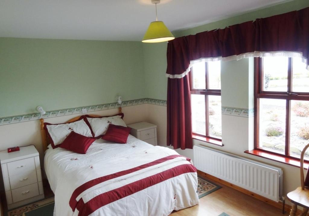 Glenmore House Ballycastle Phòng bức ảnh